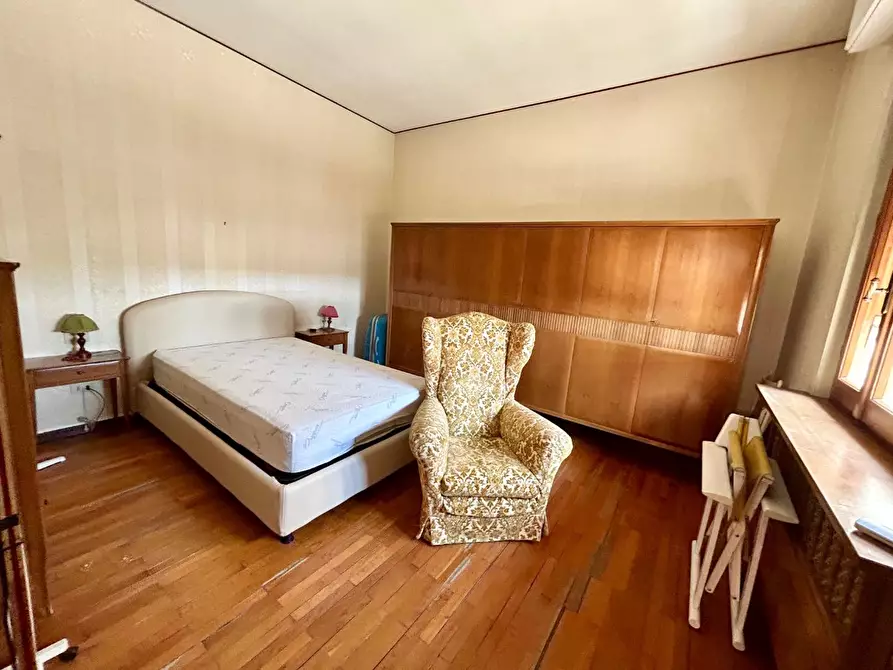 Immagine 13 di Mansarda in vendita  a Empoli