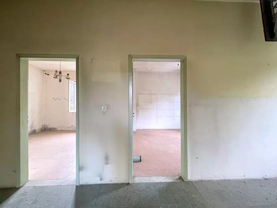 Immagine 5 di Appartamento in vendita  a Camaiore