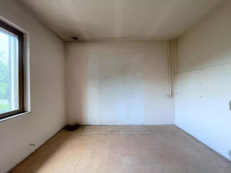 Immagine 9 di Appartamento in vendita  a Camaiore