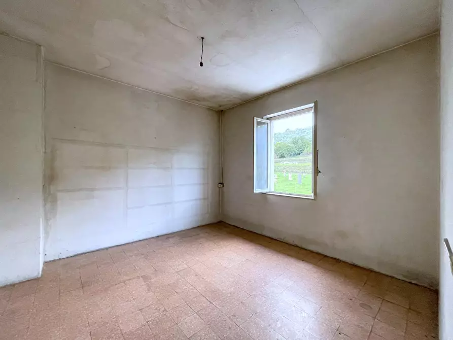 Immagine 16 di Appartamento in vendita  a Camaiore