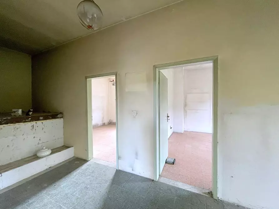 Immagine 4 di Appartamento in vendita  a Camaiore