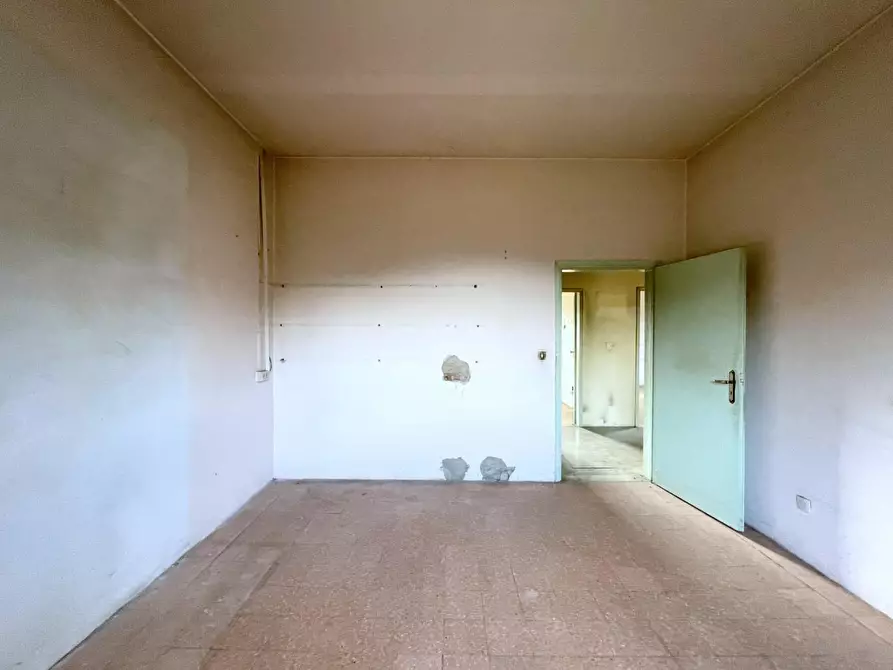 Immagine 10 di Appartamento in vendita  a Camaiore