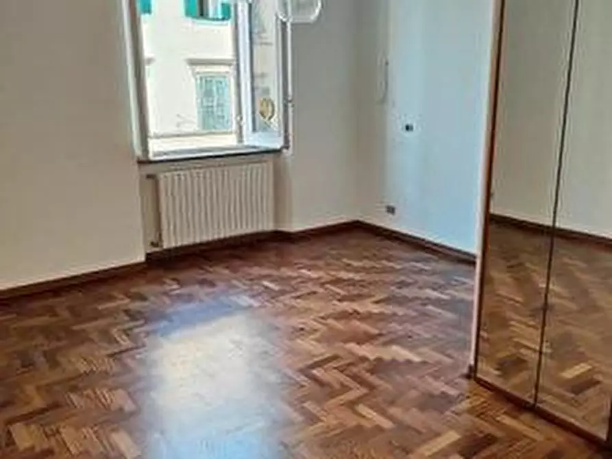 Immagine 3 di Appartamento in vendita  a Livorno