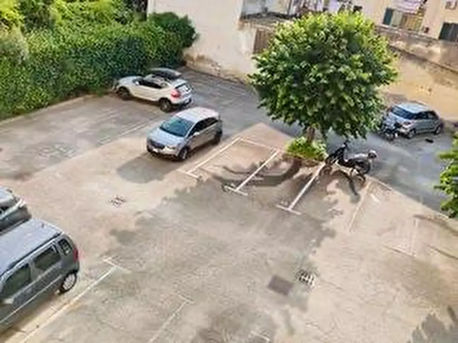 Immagine 26 di Appartamento in vendita  a Livorno