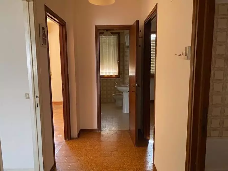 Immagine 5 di Appartamento in vendita  a Cascina