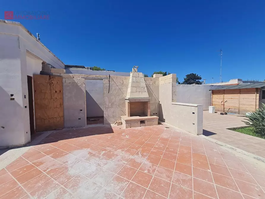 Immagine 30 di Villa in vendita  a Lecce