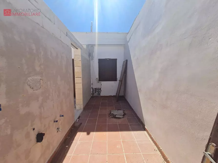 Immagine 23 di Villa in vendita  a Lecce