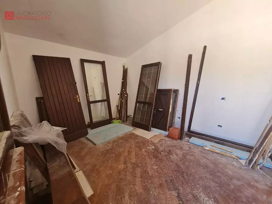 Immagine 33 di Villa in vendita  a Lecce