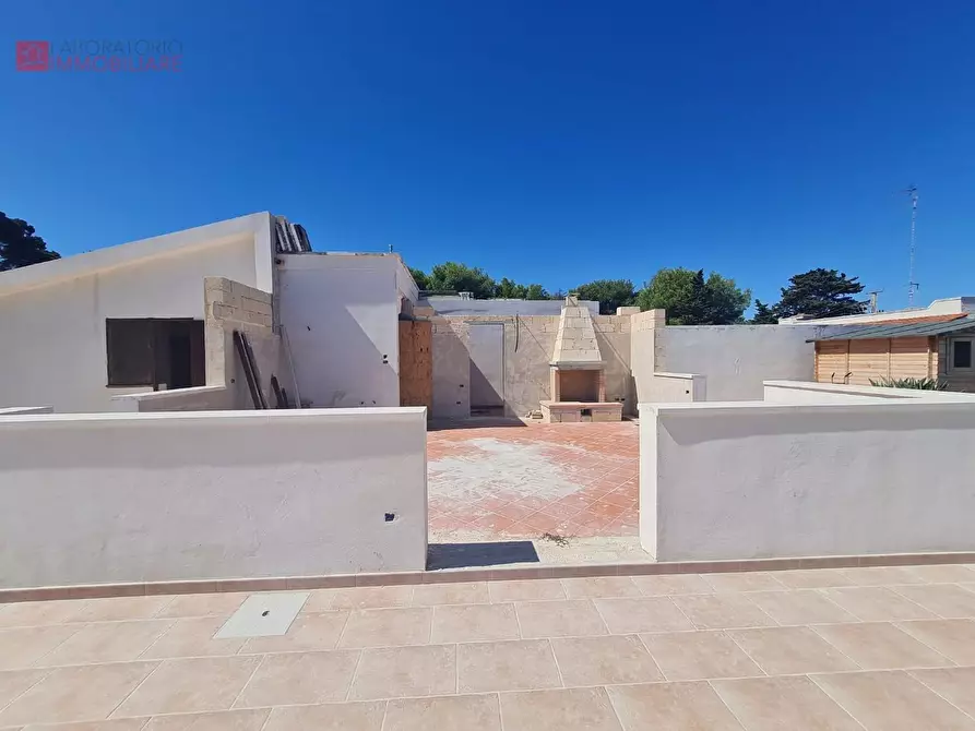 Immagine 27 di Villa in vendita  a Lecce