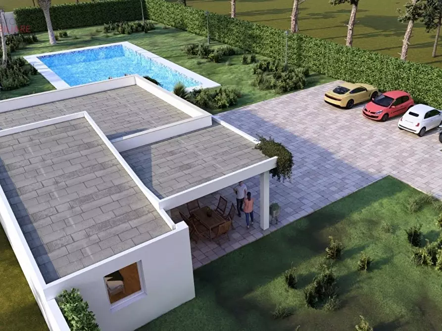 Immagine 6 di Villa in vendita  a Lecce