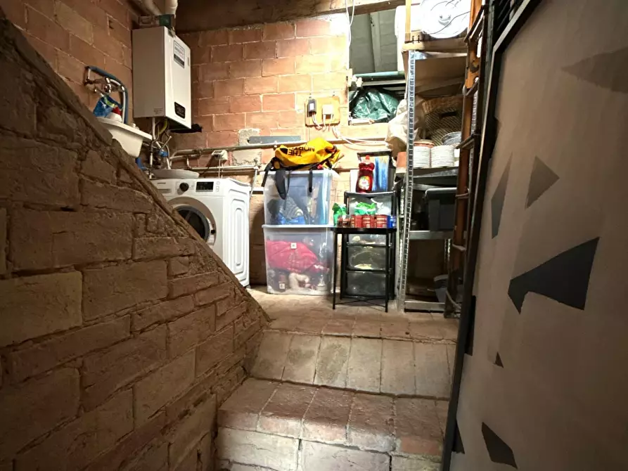 Immagine 40 di Appartamento in vendita  a Chianni