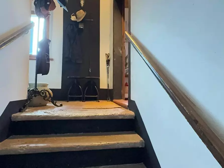 Immagine 36 di Appartamento in vendita  a Chianni