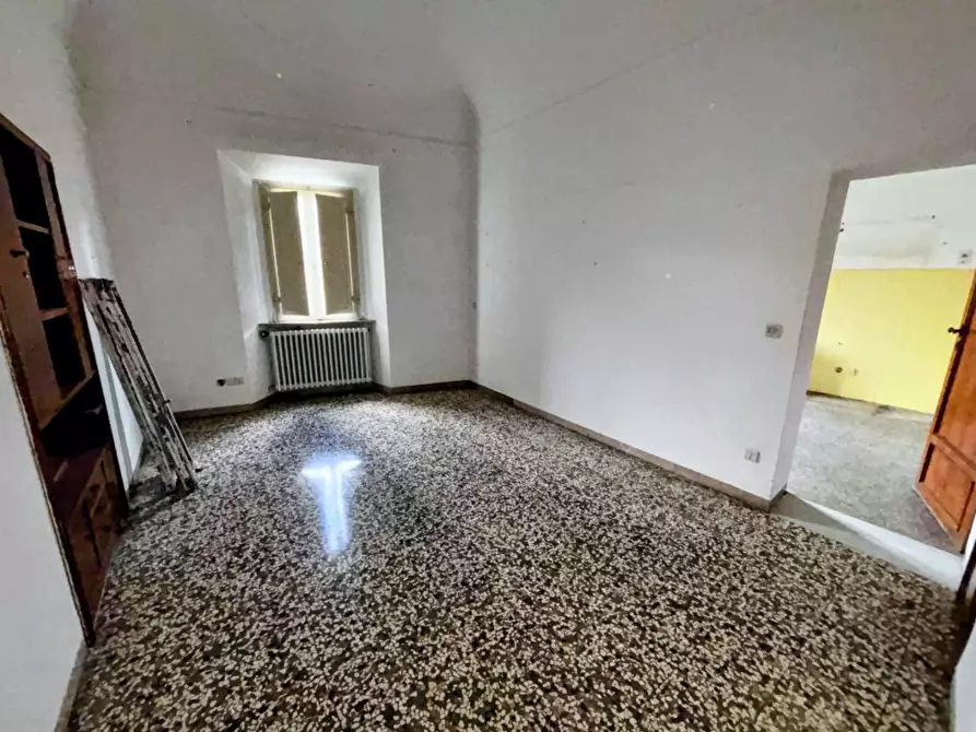 Immagine 13 di Appartamento in vendita  a Volterra