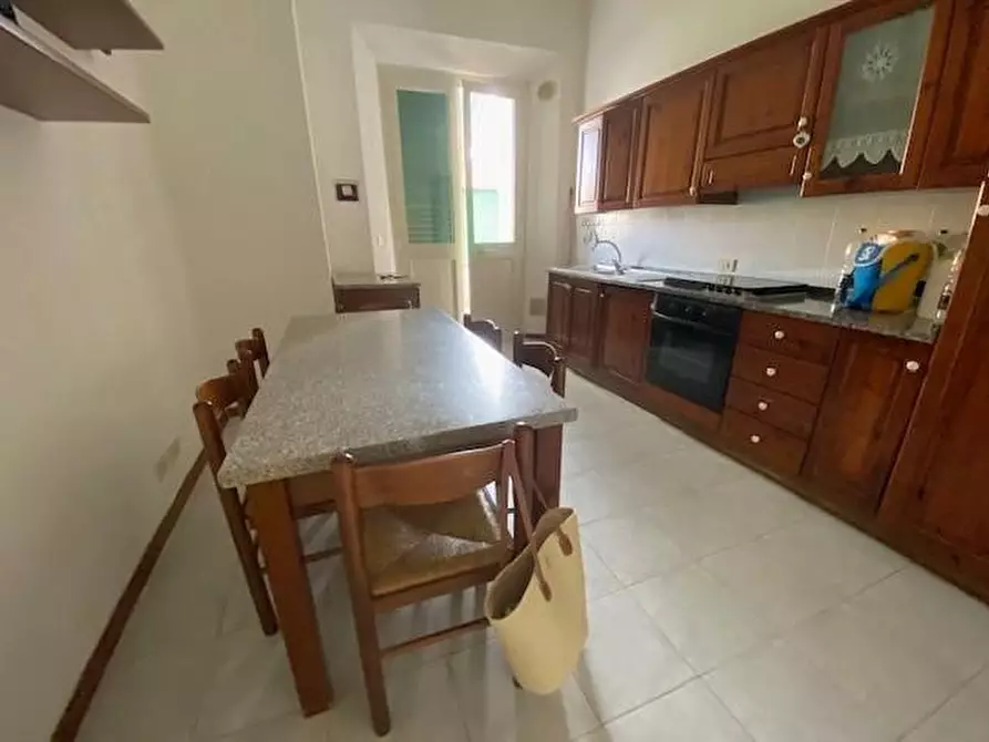 Immagine 5 di Appartamento in affitto  a Pisa