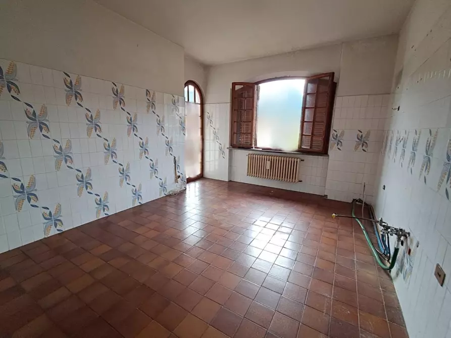 Immagine 9 di Appartamento in vendita  a Buti