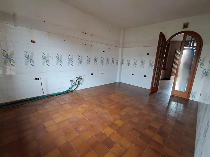 Immagine 10 di Appartamento in vendita  a Buti