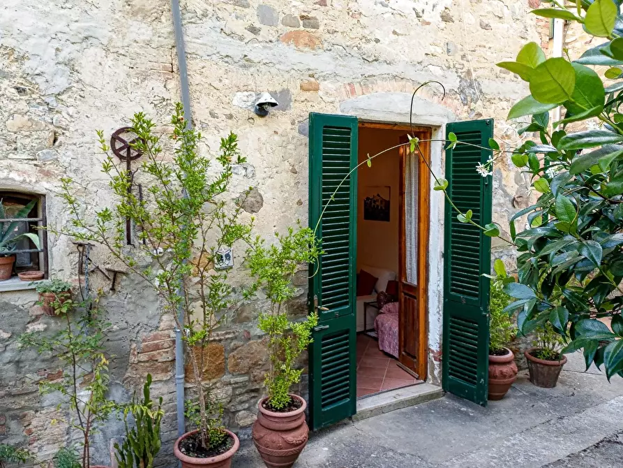 Immagine 18 di Casa indipendente in vendita  a Montaione