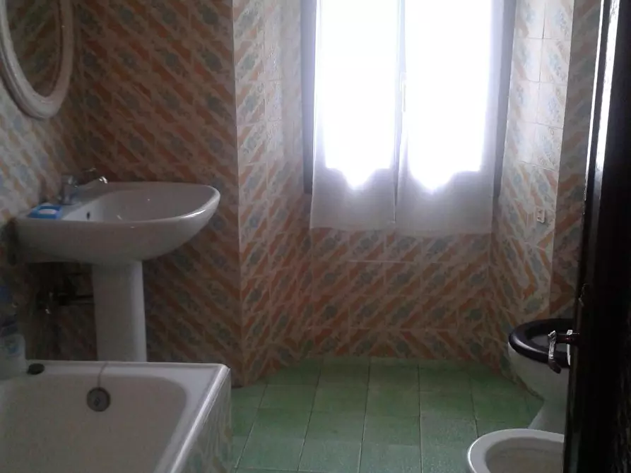 Immagine 8 di Casa indipendente in vendita  a Castel Di Casio