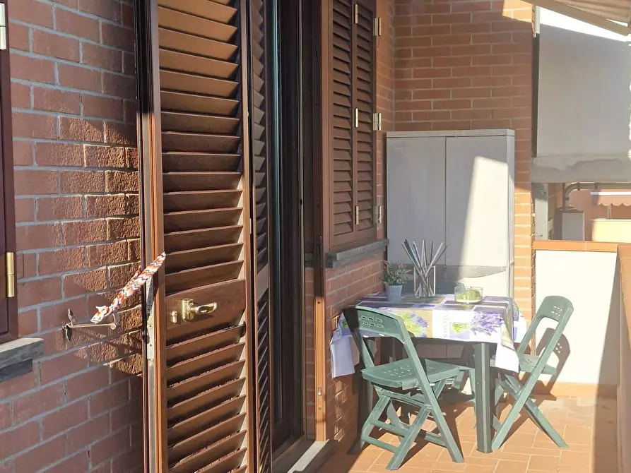 Immagine 2 di Appartamento in vendita  a Collesalvetti