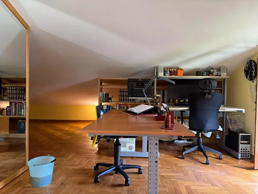 Immagine 11 di Casa bifamiliare in vendita  a Calci