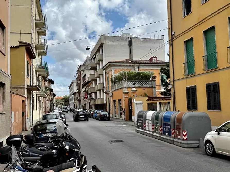 Immagine 7 di Appartamento in vendita  a Pisa