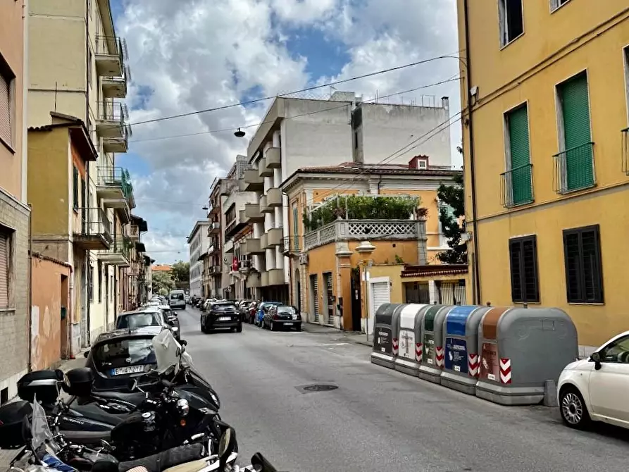 Immagine 6 di Appartamento in vendita  a Pisa