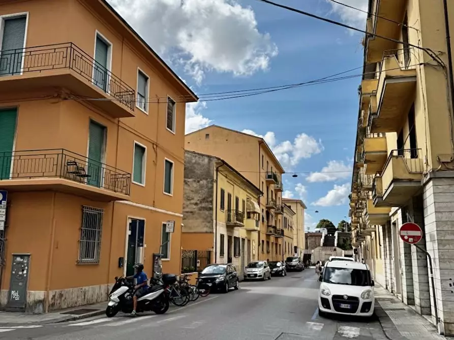 Immagine 3 di Appartamento in vendita  a Pisa