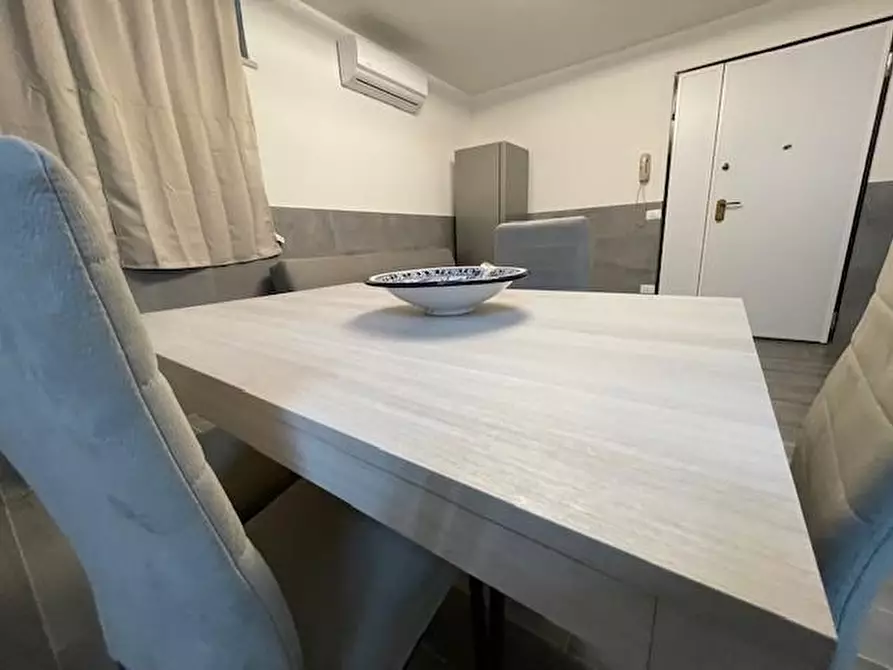 Immagine 4 di Seminterrato in vendita  a Massa