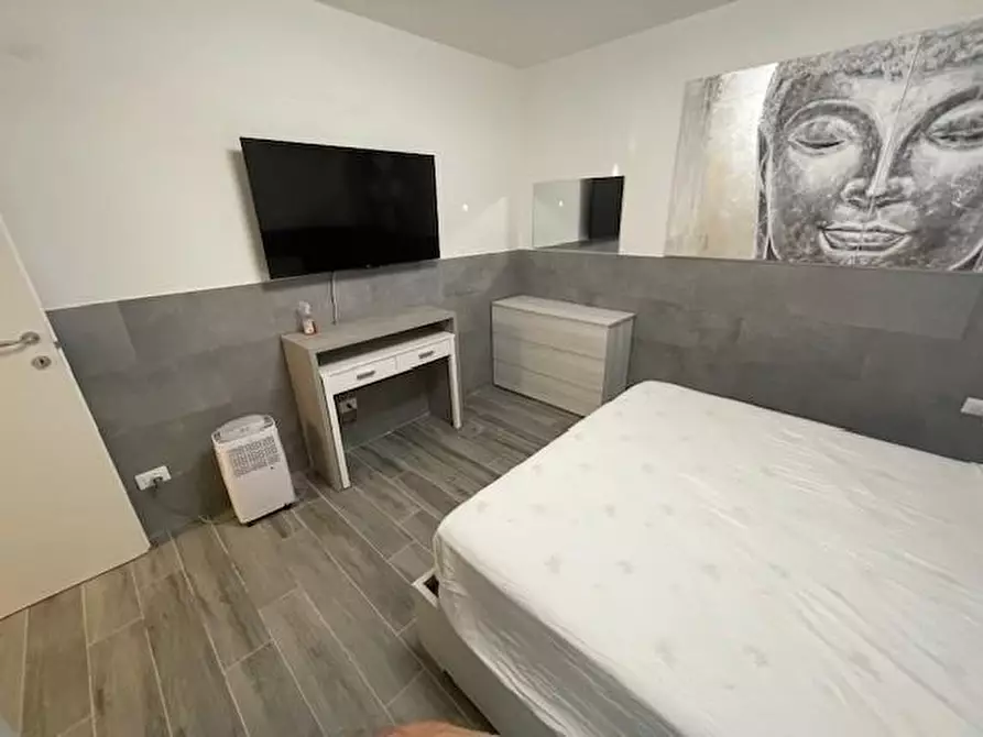 Immagine 16 di Seminterrato in vendita  a Massa