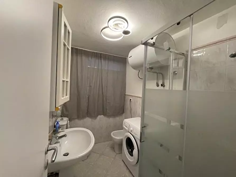 Immagine 5 di Seminterrato in vendita  a Massa