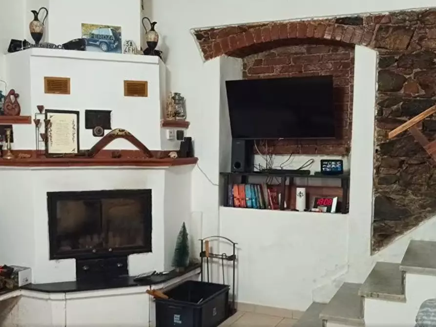 Immagine 2 di Terratetto in vendita  a Ortonovo