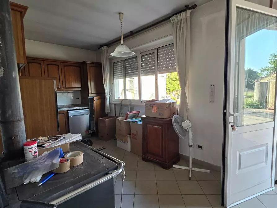 Immagine 14 di Casa indipendente in vendita  a Viareggio