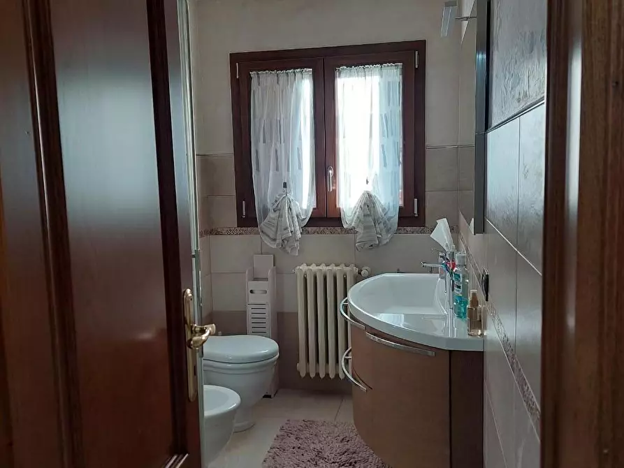 Immagine 17 di Casa indipendente in vendita  a Santa Croce Sull'arno