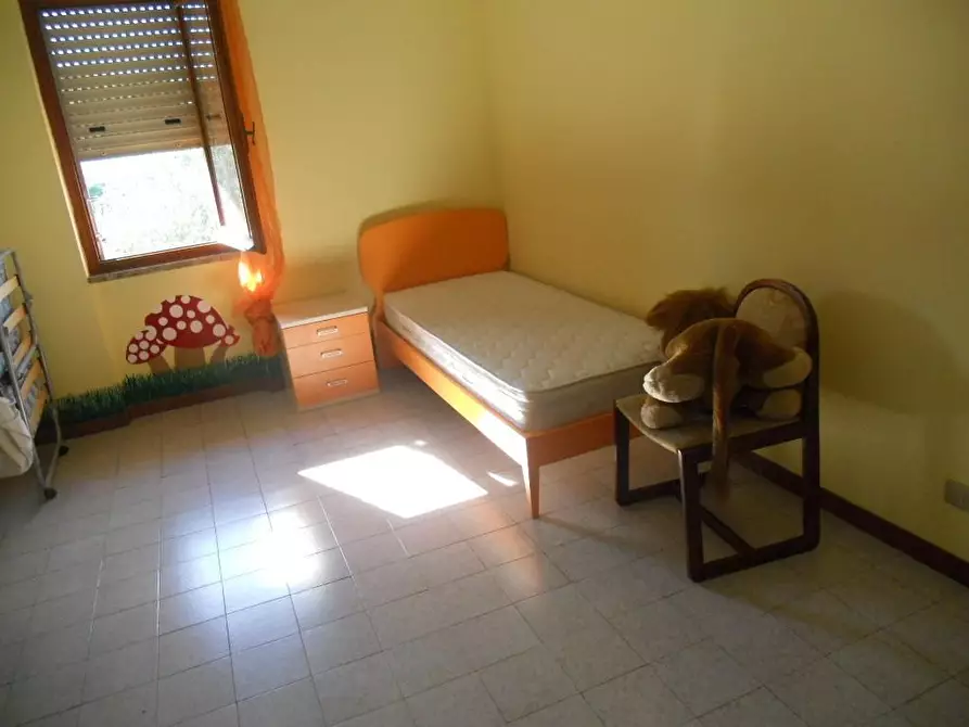 Immagine 19 di Villa in vendita  a Ortonovo