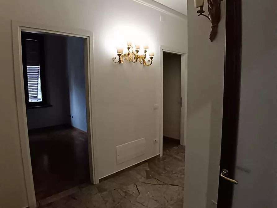 Immagine 29 di Appartamento in affitto  a Empoli