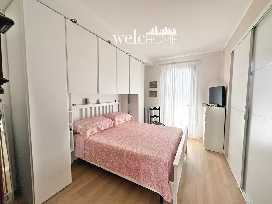 Immagine 13 di Appartamento in vendita  a Campi Bisenzio