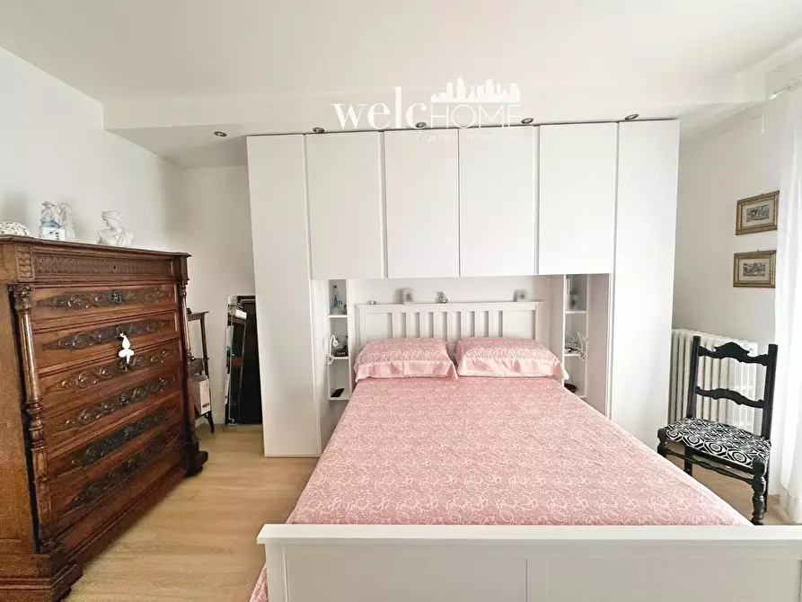 Immagine 14 di Appartamento in vendita  a Campi Bisenzio