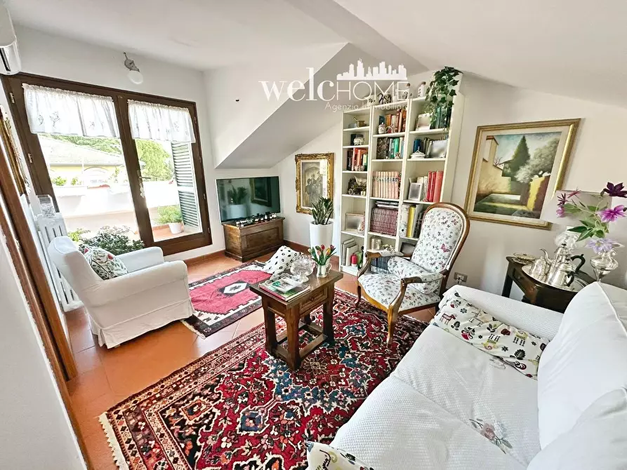 Immagine 8 di Appartamento in vendita  a Campi Bisenzio