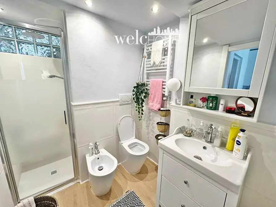 Immagine 31 di Appartamento in vendita  a Campi Bisenzio