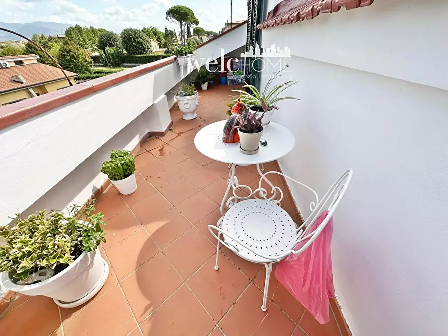 Immagine 2 di Appartamento in vendita  a Campi Bisenzio