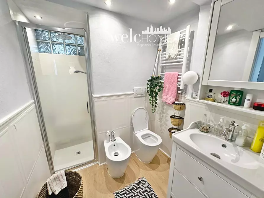 Immagine 17 di Appartamento in vendita  a Campi Bisenzio