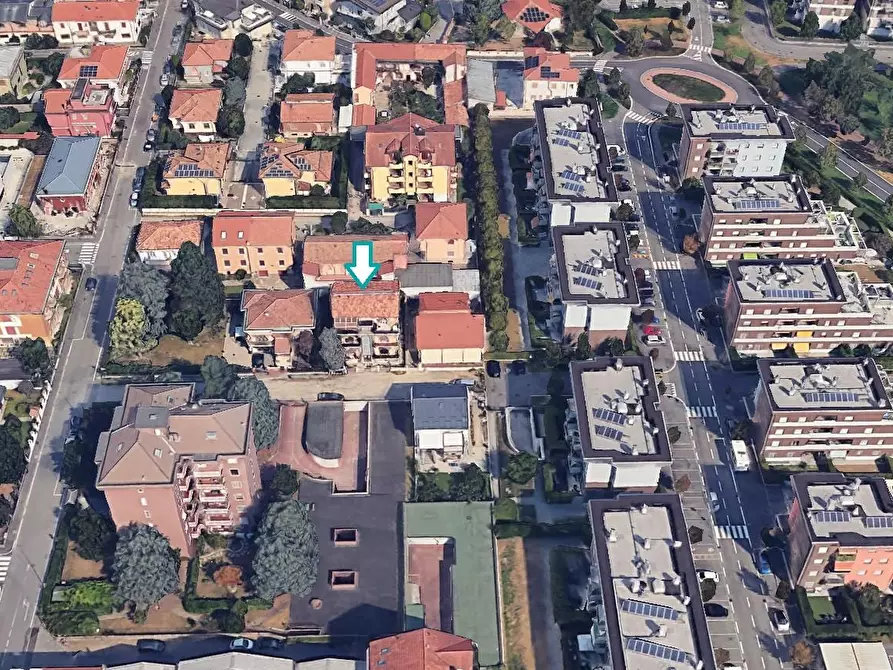 Immagine 2 di Appartamento in vendita  a Settimo Milanese