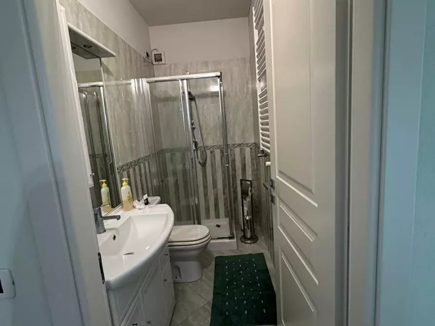 Immagine 38 di Villa in vendita  a Capannori