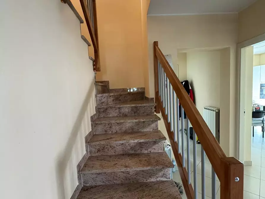 Immagine 18 di Villa in vendita  a Capannori