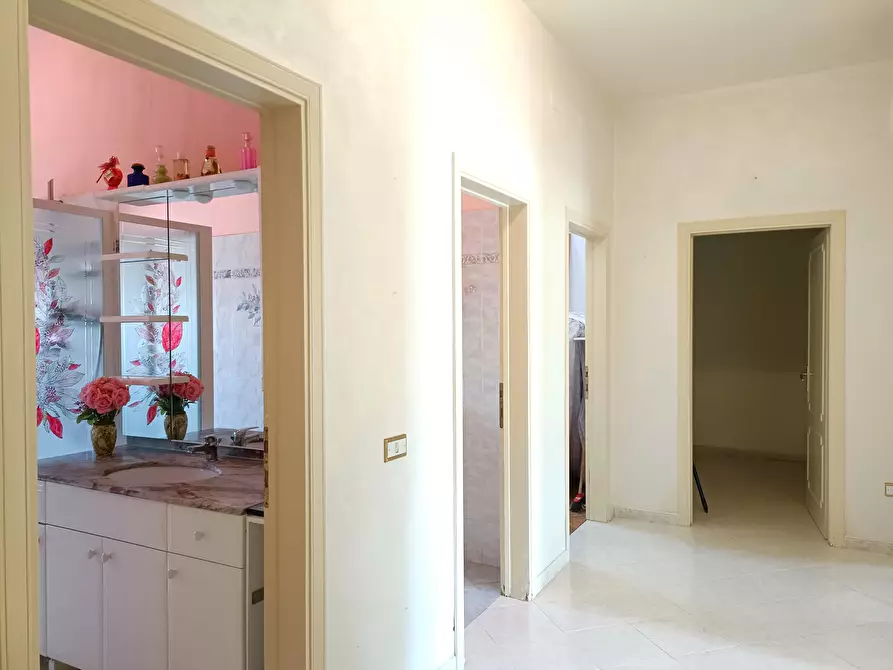 Immagine 13 di Appartamento in vendita  a Empoli