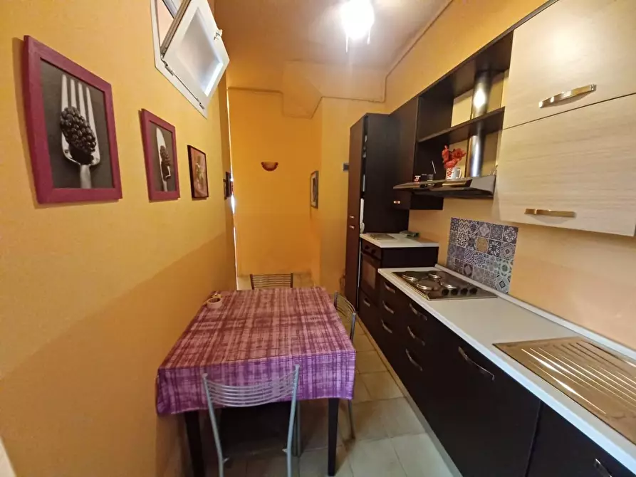 Immagine 6 di Appartamento in vendita  a Viareggio