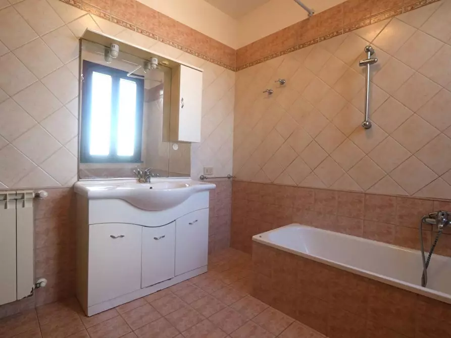 Immagine 17 di Appartamento in vendita  a Buti