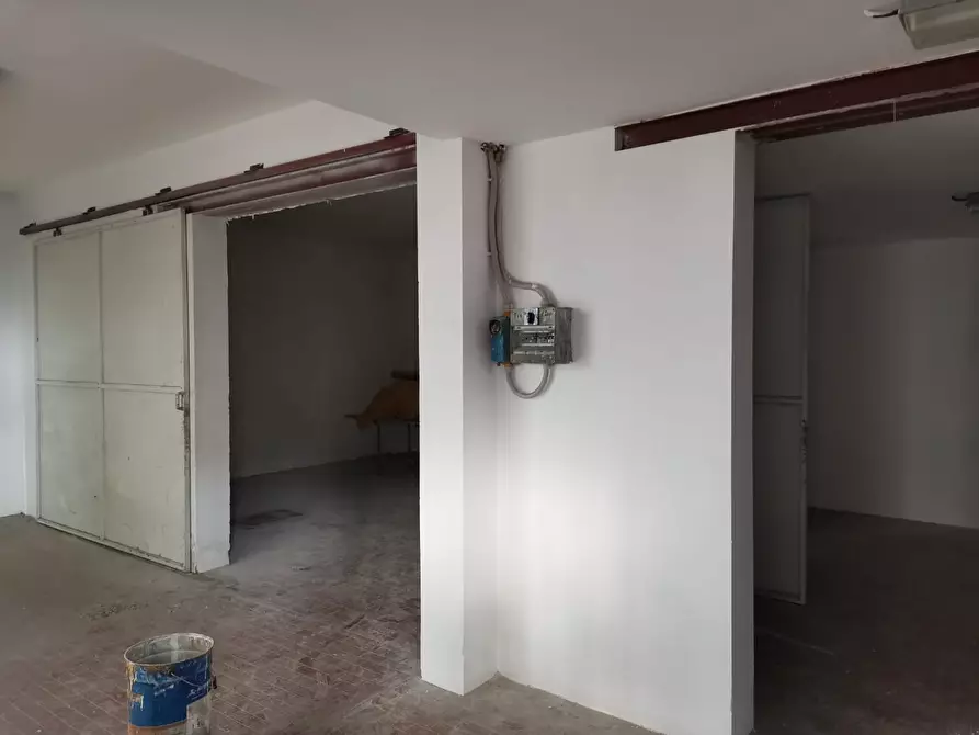 Immagine 14 di Attività artigianale in vendita  a Colle Di Val D'elsa