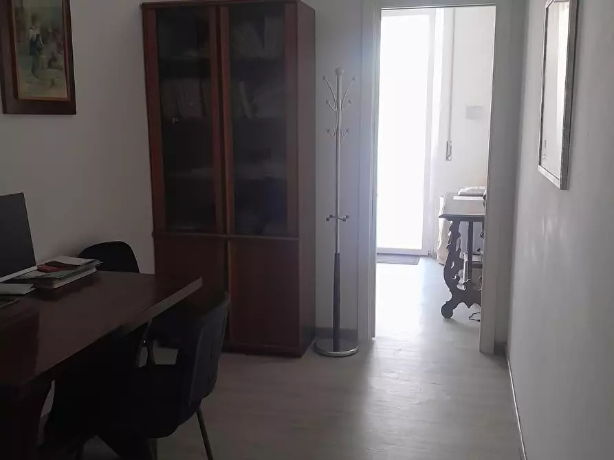 Immagine 9 di Appartamento in vendita  a Livorno