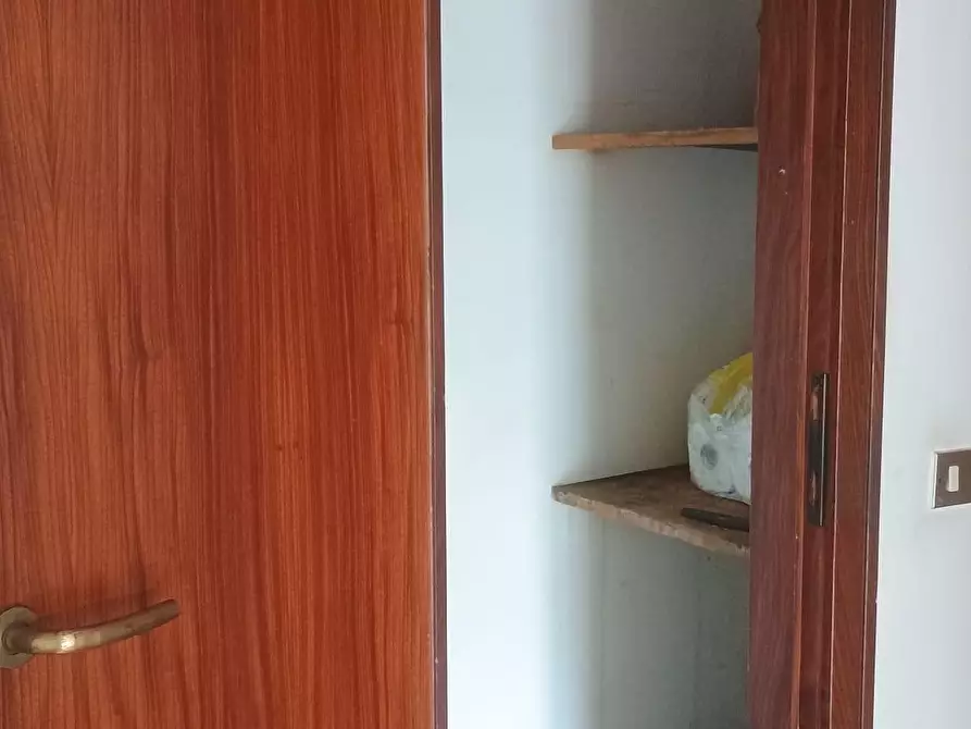 Immagine 4 di Appartamento in vendita  a Viareggio